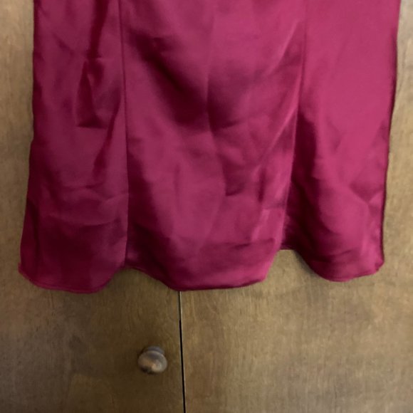 ANN TAYLOR LOFT Sleeveless Satin Shell / Tank Scoop Neck Top  -  Size 0 - Picture 5 of 13